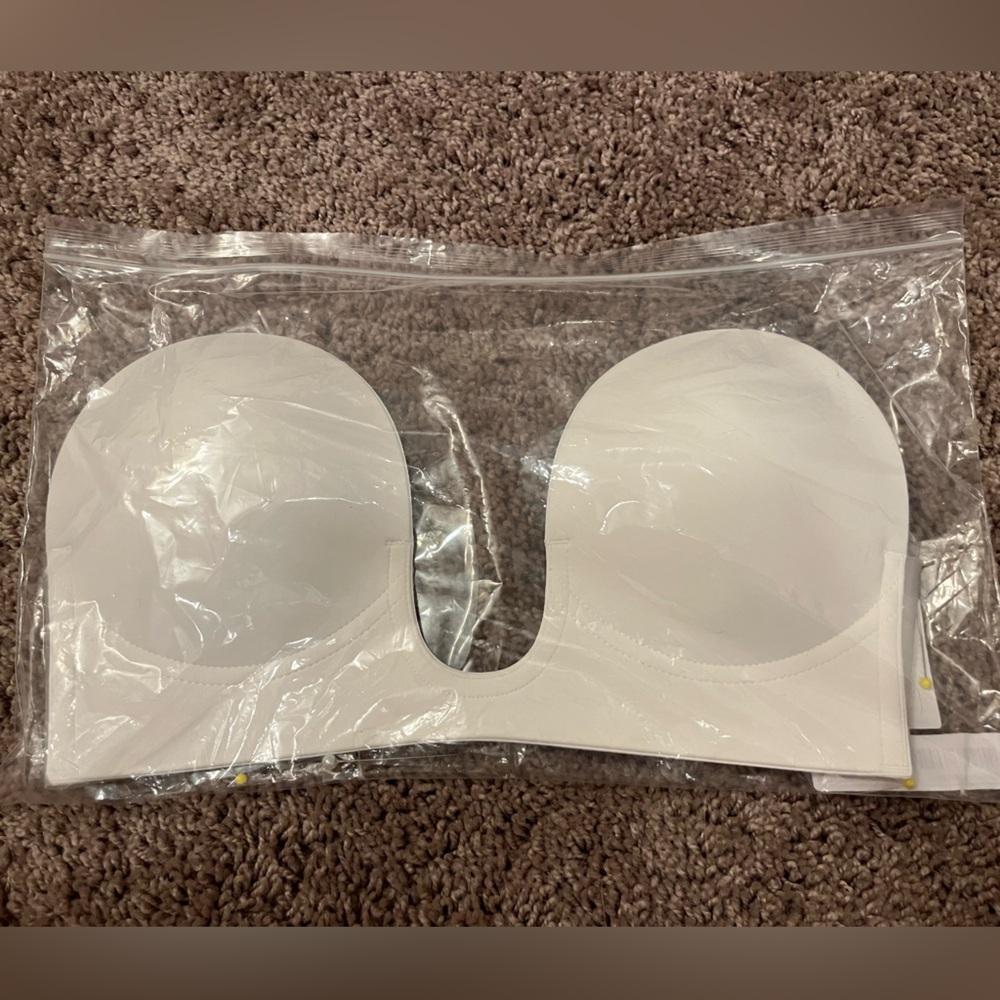 White Strapless Sticky Bra - Size D